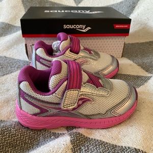Saucony Little Kids Ride Sneaker (size 8)